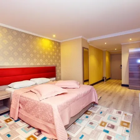 Otel Mora 3*